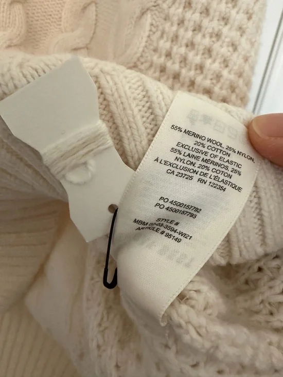 Sunday’s Best Peggy V Neck Vest - Picture 3 of 3